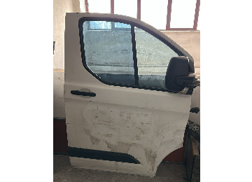 Ford costum çıkma sağ ön kapı