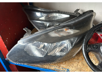 Ford costum çıkma sağ sol far