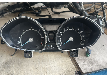 Ford courier çıkma gösterge paneli