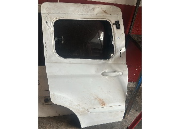 Ford courier çıkma sağ sürgülü kapı