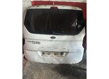 Ford courier çıkma  ufak hasarlı dolu bağaj