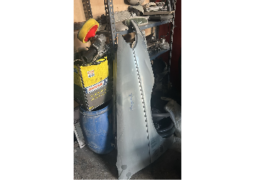 Megane 1 98-99 çıkma sağ ön çamurluk